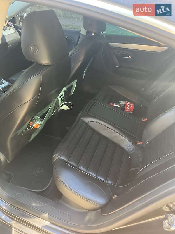 Купе Volkswagen CC / Passat CC 2009 в Кривом Роге