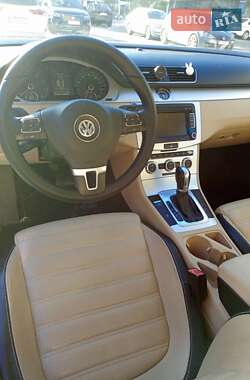 Купе Volkswagen CC / Passat CC 2013 в 