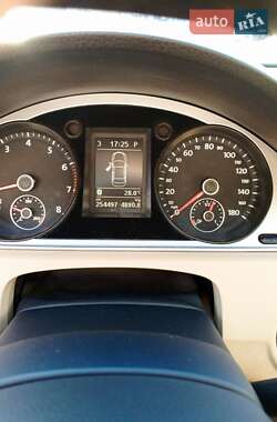 Купе Volkswagen CC / Passat CC 2013 в 