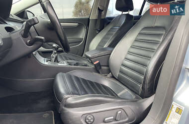 Купе Volkswagen CC / Passat CC 2010 в 