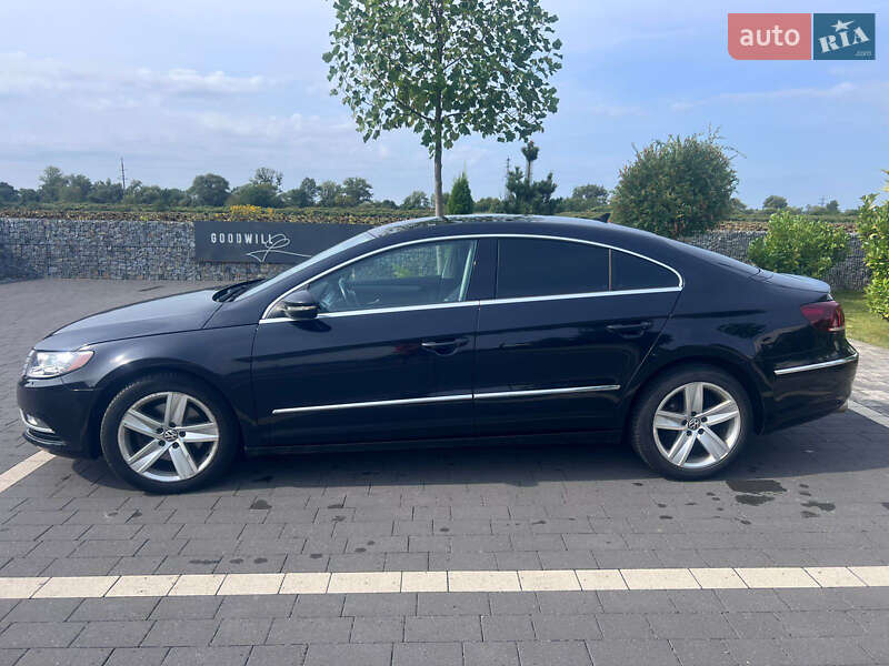 Купе Volkswagen CC / Passat CC 2012 в Мукачево