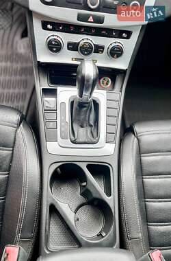 Купе Volkswagen CC / Passat CC 2012 в 