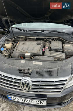 Купе Volkswagen CC / Passat CC 2012 в 
