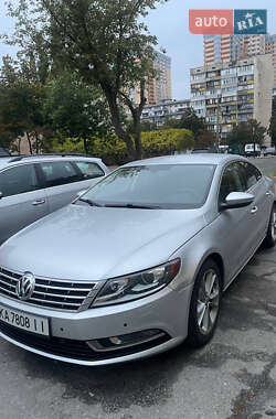 Купе Volkswagen CC / Passat CC 2013 в Киеве