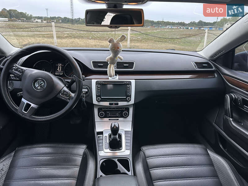 Купе Volkswagen CC / Passat CC 2012 в Полтаві