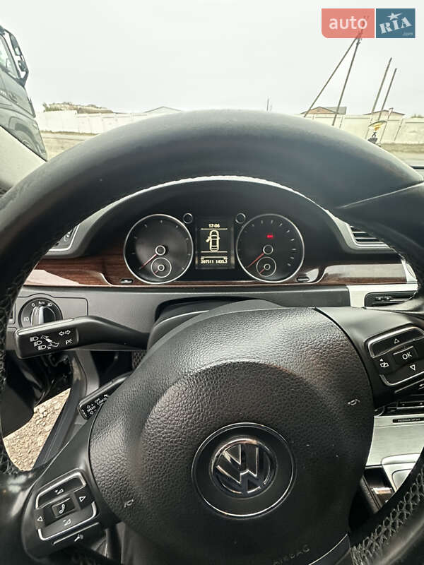 Купе Volkswagen CC / Passat CC 2012 в Полтаві