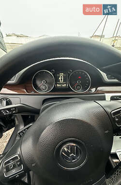 Купе Volkswagen CC / Passat CC 2012 в 