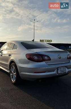 Купе Volkswagen CC / Passat CC 2011 в 