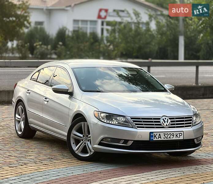 Купе Volkswagen CC / Passat CC 2012 в 