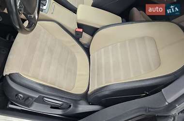 Купе Volkswagen CC / Passat CC 2012 в 