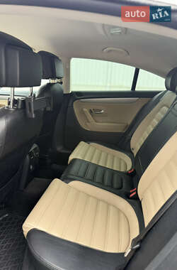 Купе Volkswagen CC / Passat CC 2012 в 