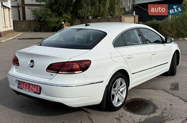 Купе Volkswagen CC / Passat CC 2015 в 