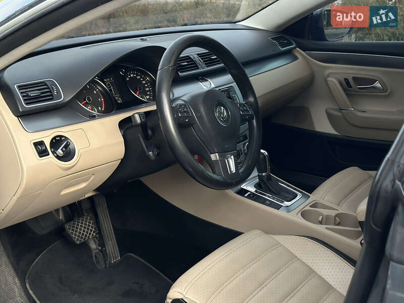 Купе Volkswagen CC / Passat CC 2012 в Днепре