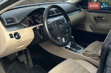 Купе Volkswagen CC / Passat CC 2012 в 