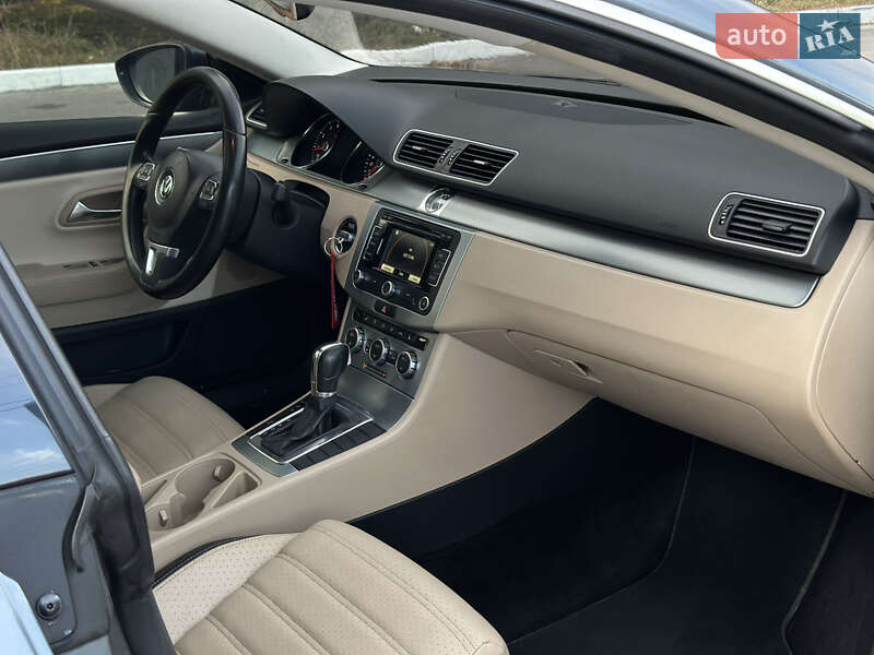 Купе Volkswagen CC / Passat CC 2012 в Днепре