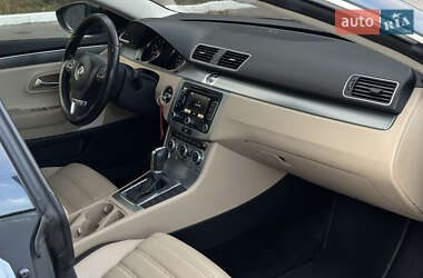 Купе Volkswagen CC / Passat CC 2012 в 