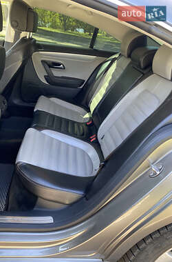 Купе Volkswagen CC / Passat CC 2012 в 