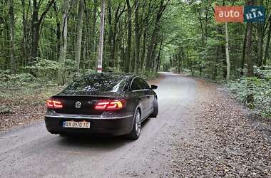 Купе Volkswagen CC / Passat CC 2012 в 