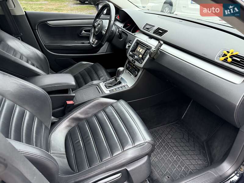 Купе Volkswagen CC / Passat CC 2011 в Вінниці