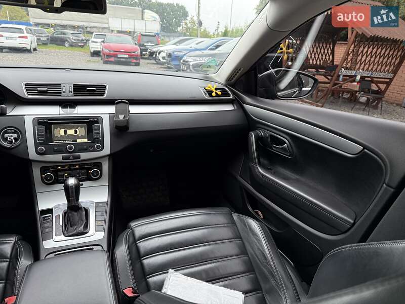Купе Volkswagen CC / Passat CC 2011 в Вінниці