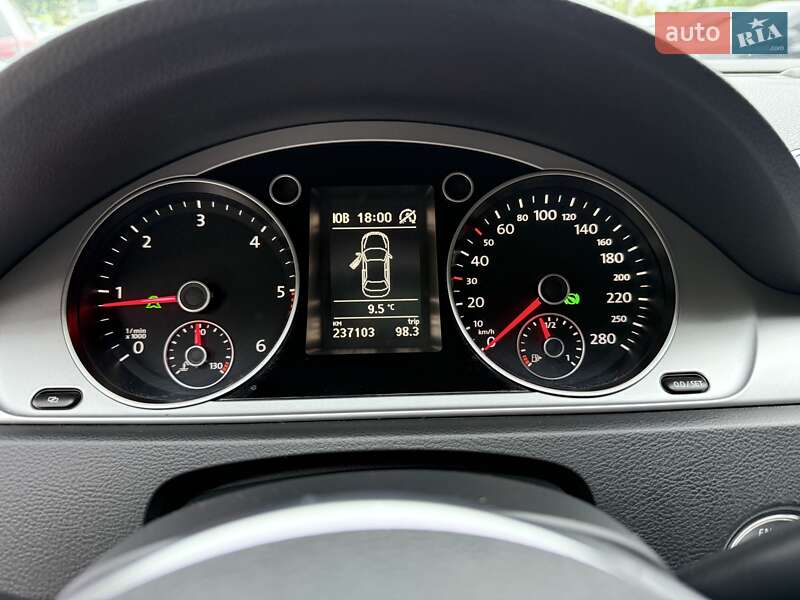Купе Volkswagen CC / Passat CC 2011 в Вінниці