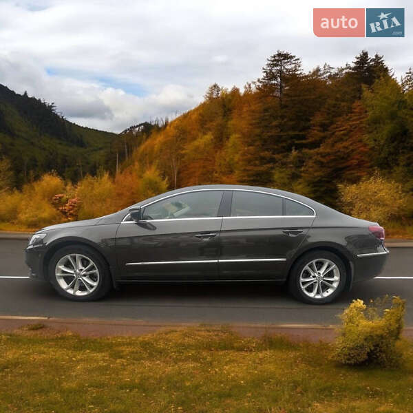 Купе Volkswagen CC / Passat CC 2012 в 