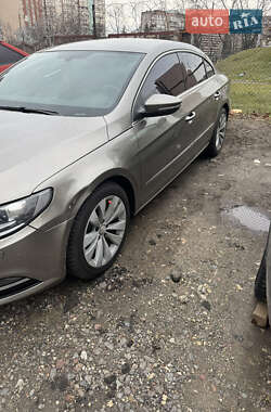Купе Volkswagen CC / Passat CC 2012 в 