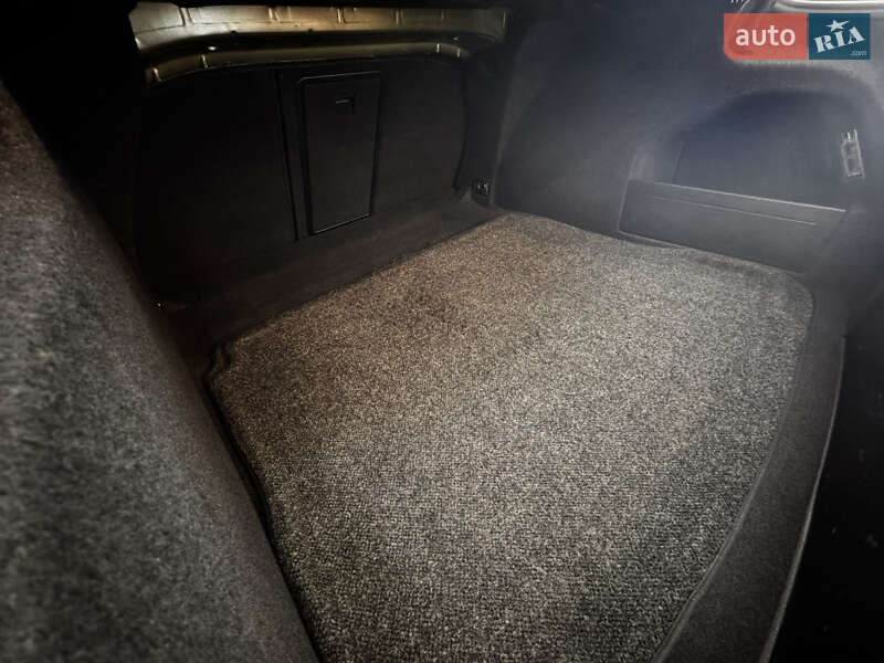 Купе Volkswagen CC / Passat CC 2013 в Виннице