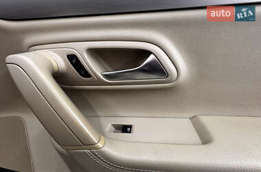 Купе Volkswagen CC / Passat CC 2013 в 