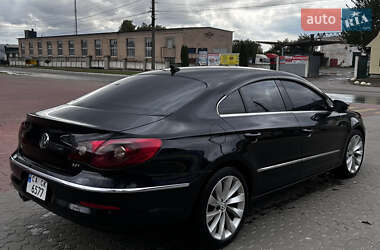 Купе Volkswagen CC / Passat CC 2011 в 