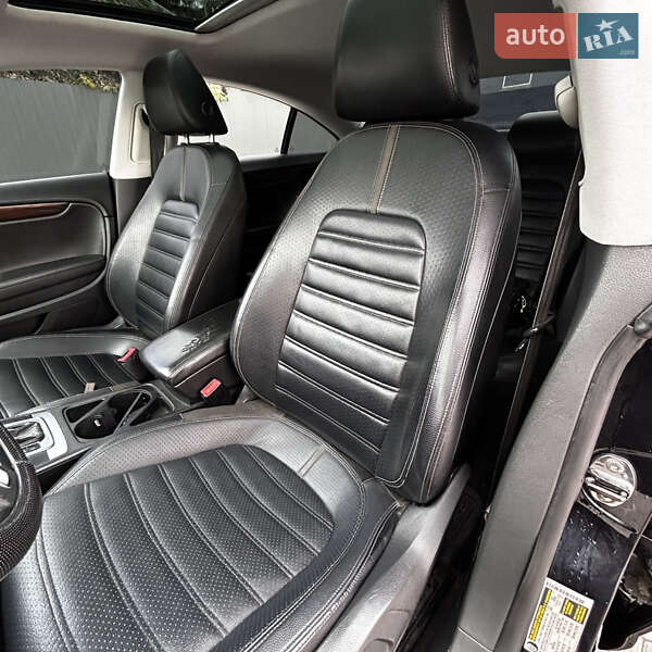 Купе Volkswagen CC / Passat CC 2011 в Жашкове