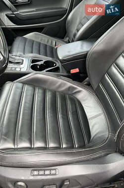 Купе Volkswagen CC / Passat CC 2014 в 