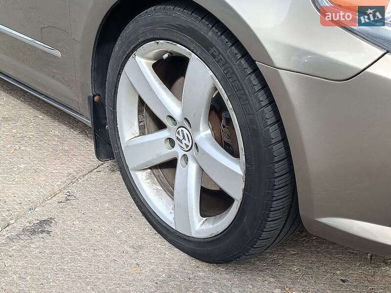 Купе Volkswagen CC / Passat CC 2011 в Харькове