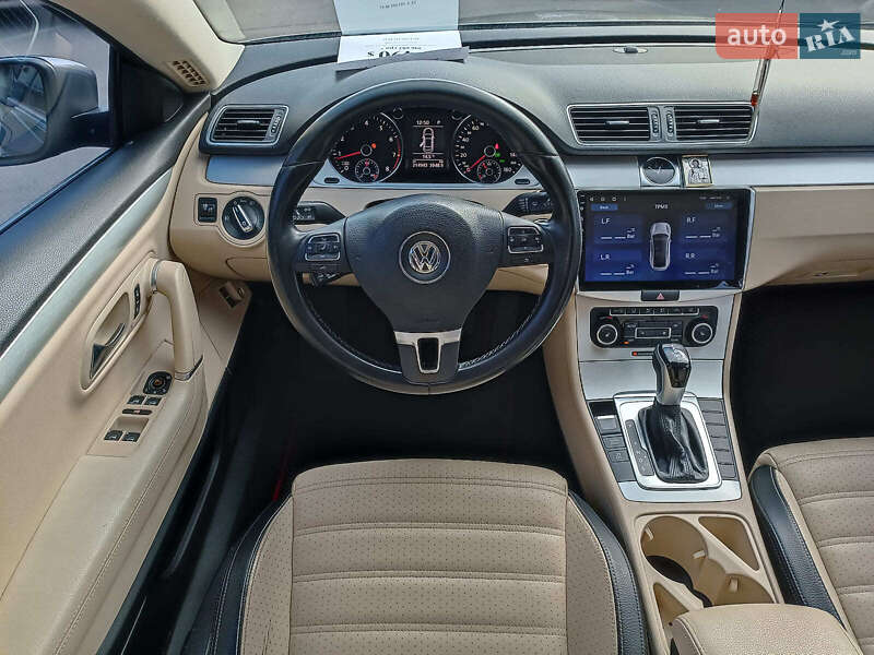 Купе Volkswagen CC / Passat CC 2011 в Харькове