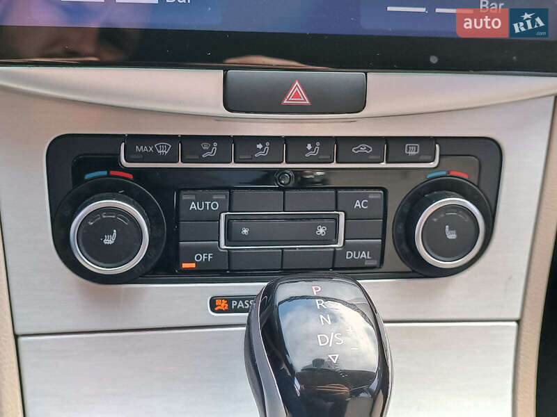 Купе Volkswagen CC / Passat CC 2011 в Харькове