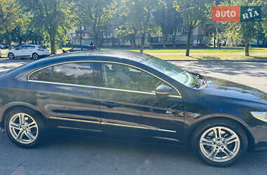 Купе Volkswagen CC / Passat CC 2009 в 