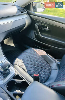 Купе Volkswagen CC / Passat CC 2009 в 