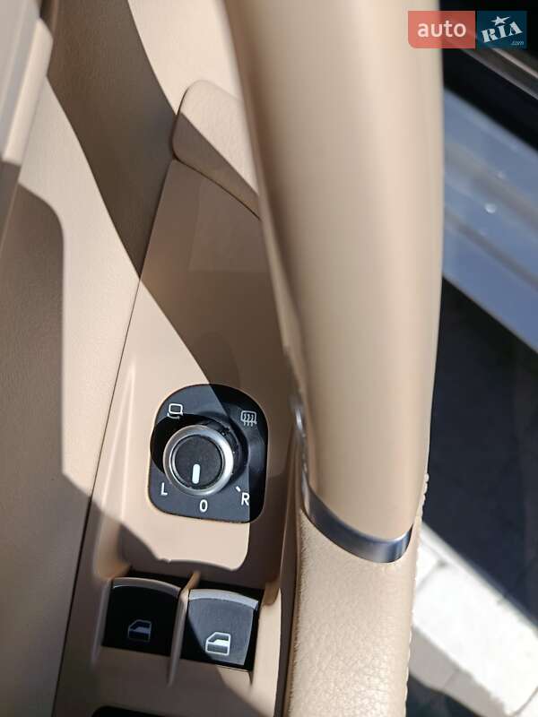 Купе Volkswagen CC / Passat CC 2014 в Николаеве