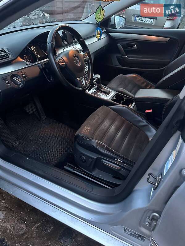 Купе Volkswagen CC / Passat CC 2009 в Радехові