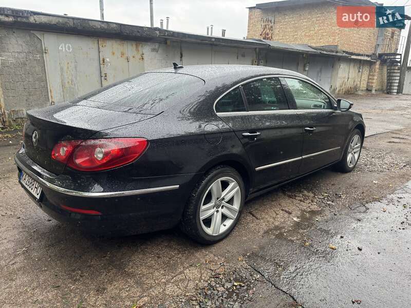 Купе Volkswagen CC / Passat CC 2011 в Киеве