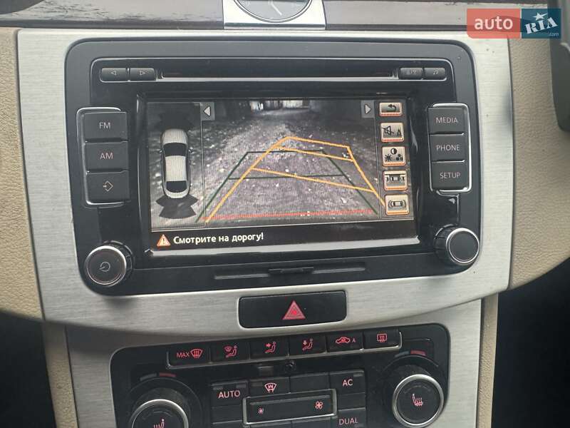 Купе Volkswagen CC / Passat CC 2011 в Киеве