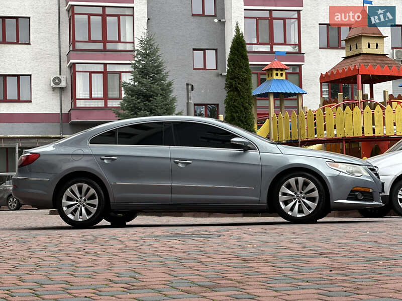 Купе Volkswagen CC / Passat CC 2010 в Івано-Франківську
