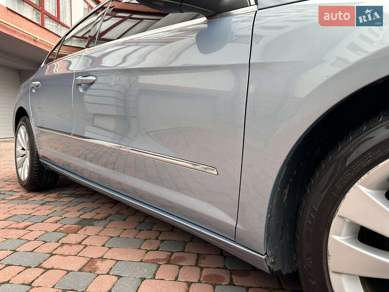 Купе Volkswagen CC / Passat CC 2010 в Івано-Франківську