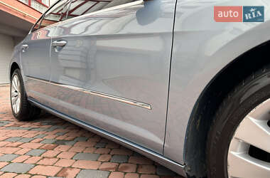 Купе Volkswagen CC / Passat CC 2010 в 