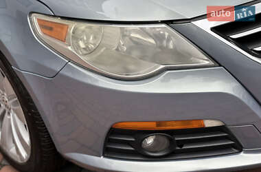 Купе Volkswagen CC / Passat CC 2010 в 