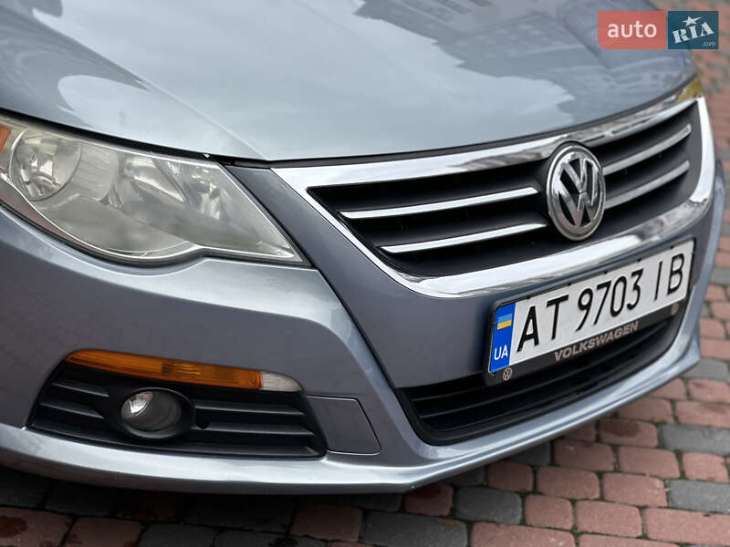 Купе Volkswagen CC / Passat CC 2010 в Івано-Франківську