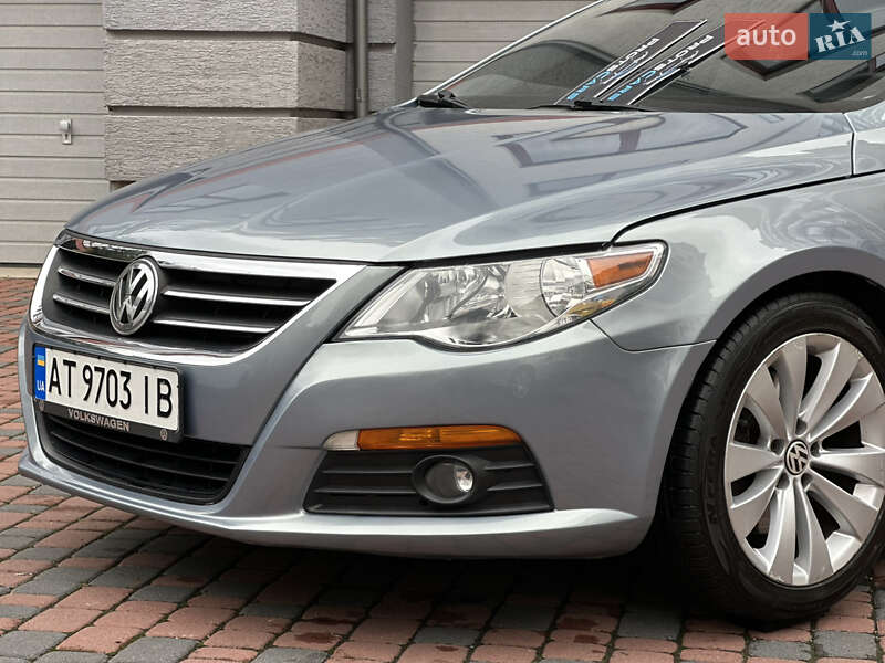 Купе Volkswagen CC / Passat CC 2010 в Івано-Франківську