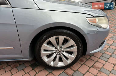 Купе Volkswagen CC / Passat CC 2010 в 