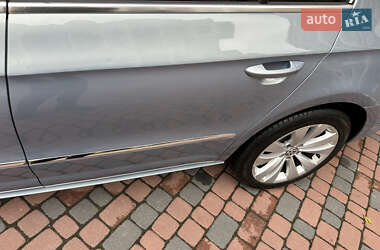 Купе Volkswagen CC / Passat CC 2010 в 