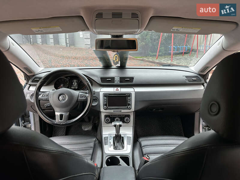 Купе Volkswagen CC / Passat CC 2010 в Івано-Франківську